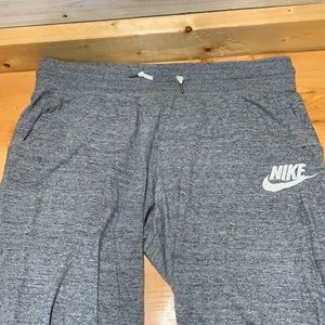 Nike Capri joggers